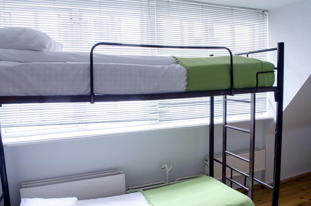 Red Nose Hostel With Self-Check In รีกา ภายนอก รูปภาพ